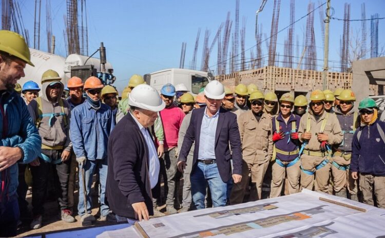  Orrego recorrió la obra del nuevo edificio de la EPET Nº 4
